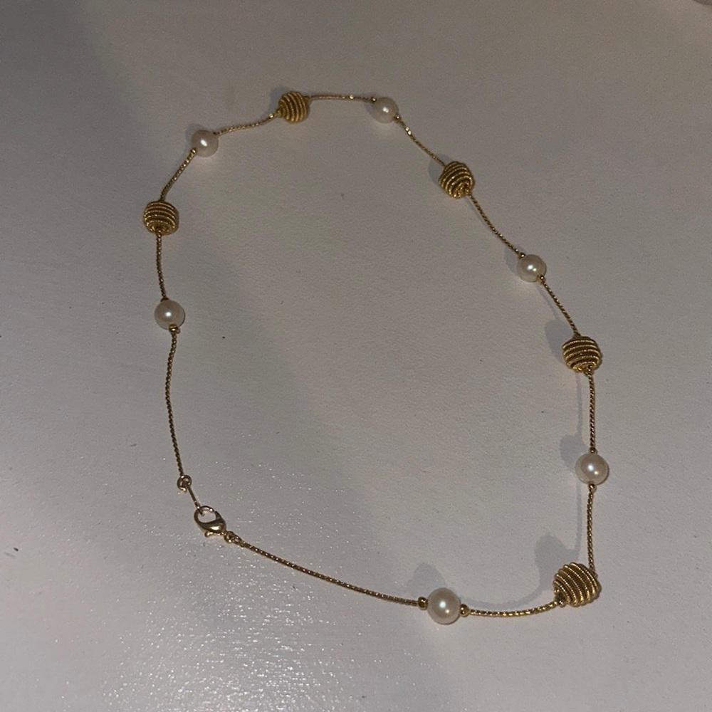 Trifari Vintage Gold Beehive Coil Lucite Bead Necklace